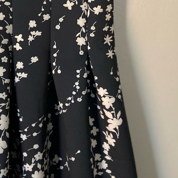 Ann Taylor NWOT sleeveless fit & flare black/cream dress 10 - Picture 5 of 8